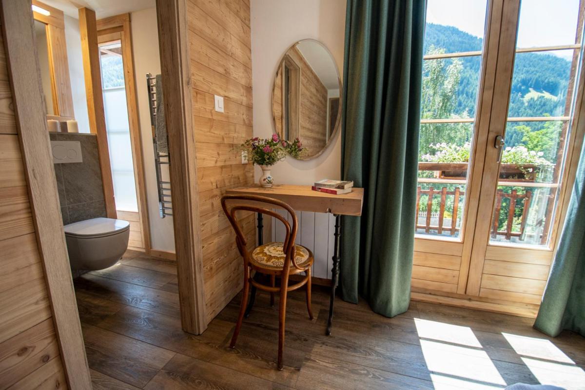 La Bergere Hotel Ayer Luaran gambar